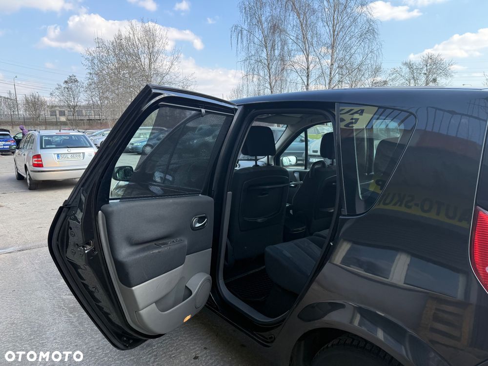 Renault Scenic 1.9 dCi Confort Expression - 3