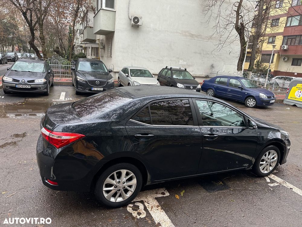 Toyota Corolla 1.4 D-4D Sol - 3