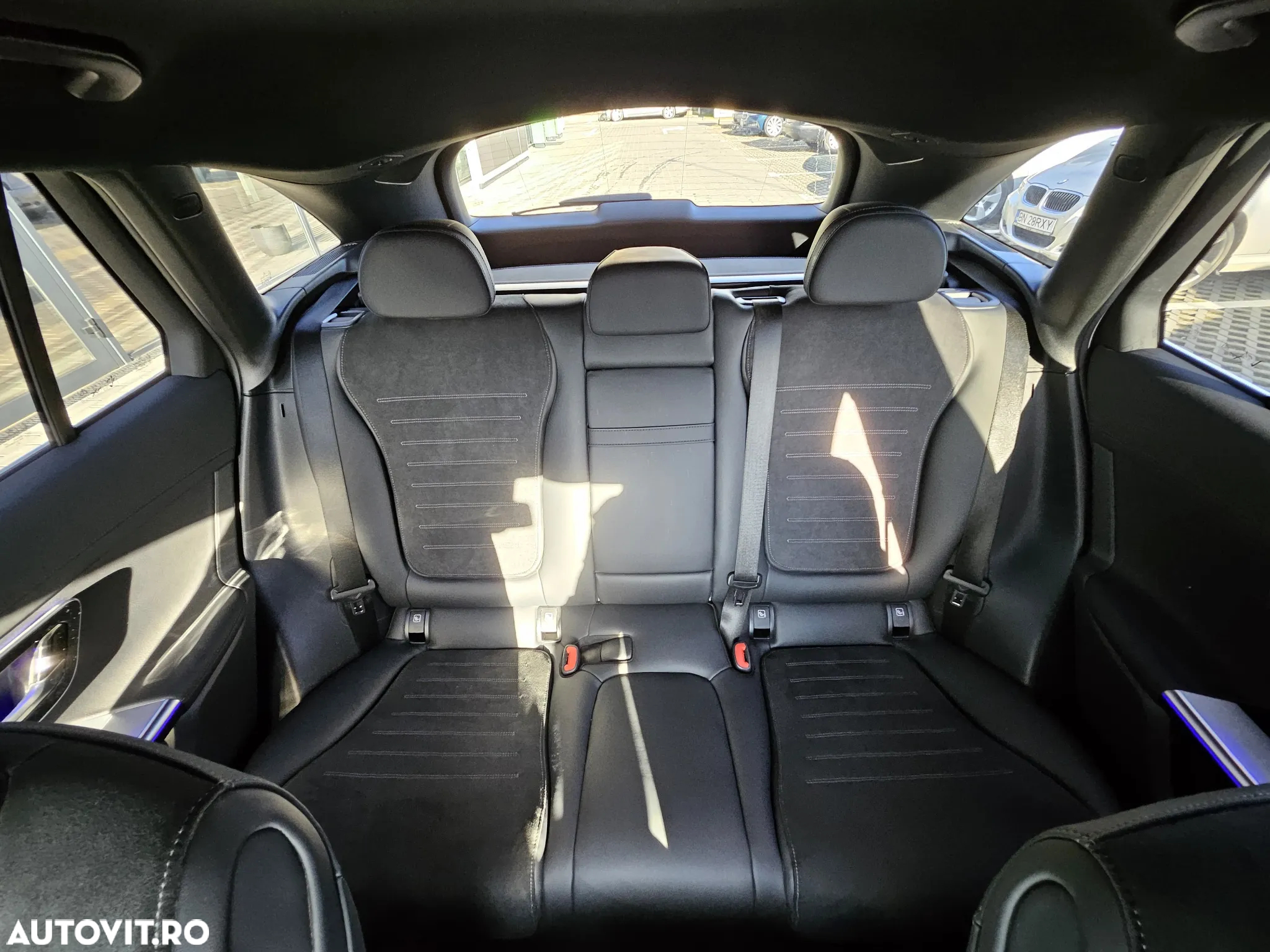 Mercedes-Benz GLC 300 4Matic 9G-TRONIC AMG Line Advanced - 20
