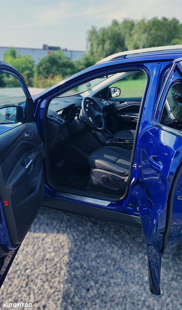 Ford Kuga 2.0 TDCi Powershift 4WD Titanium - 9