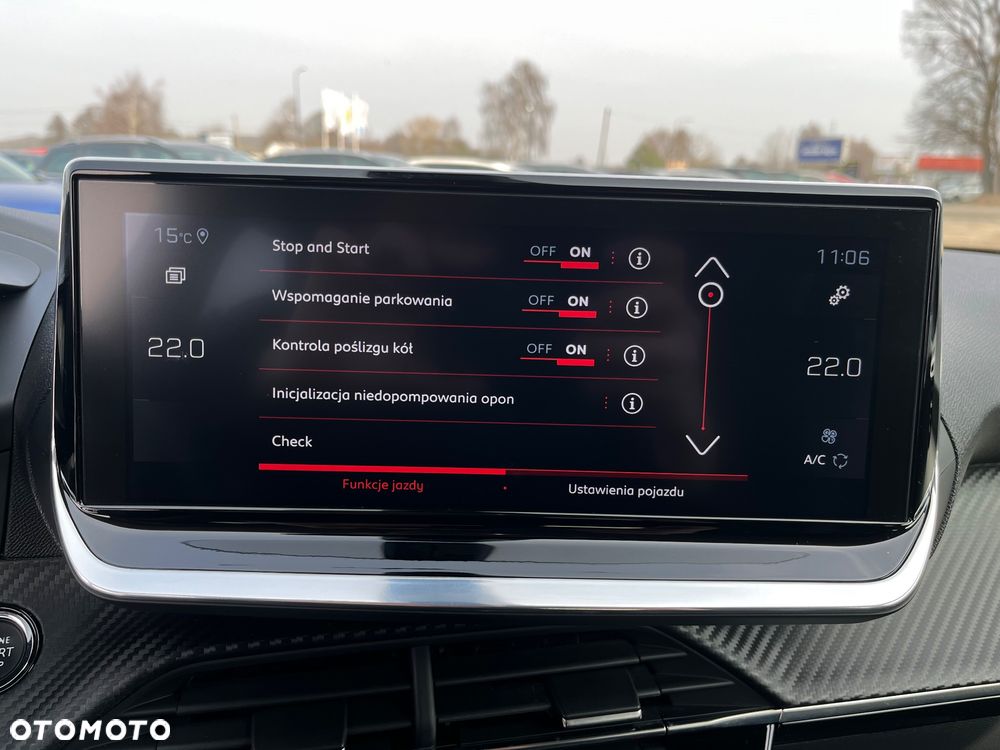 Peugeot 2008 PureTech 130 EAT8 Allure Pack - 22