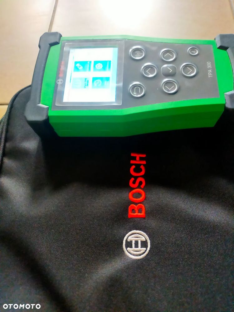 KTS 560 Bosch cena 9700 z SGW i 26 bramek - 9