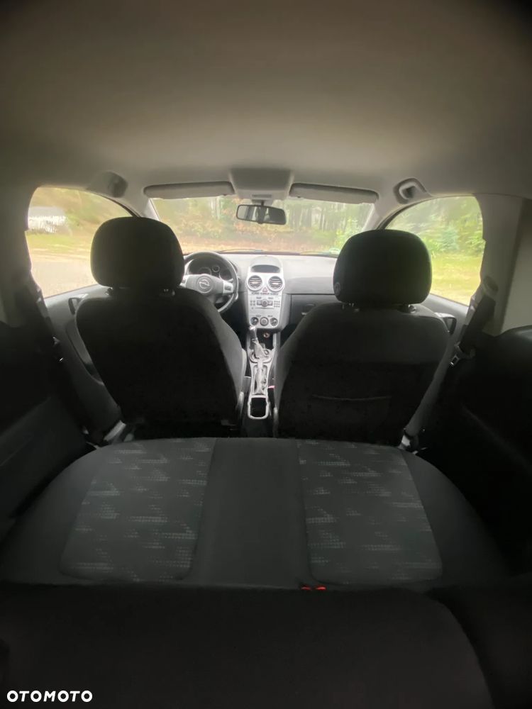 Opel Corsa 1.4 16V Sport - 26