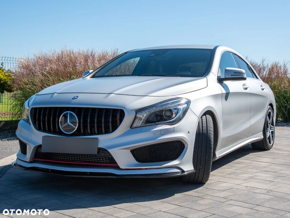 Mercedes-Benz CLA 250 4Matic 7G-DCT AMG Line - 1