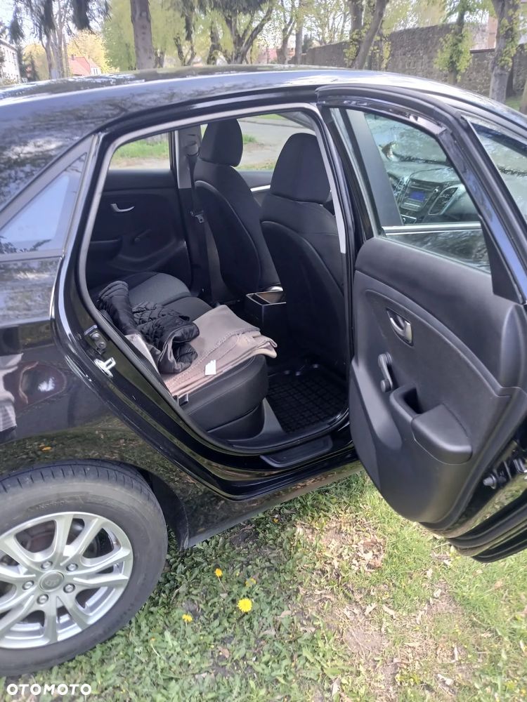 Hyundai i30 1.4 Classic - 10