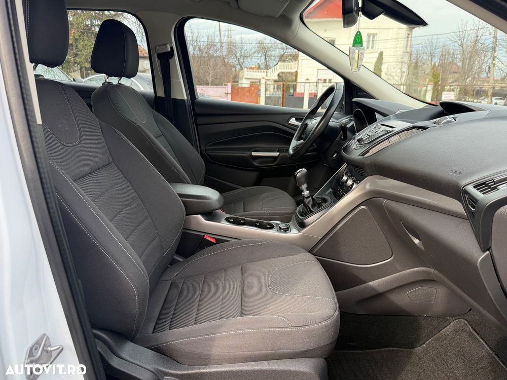 Ford Kuga 1.6 EcoBoost Start Stop 2WD Trend - 18