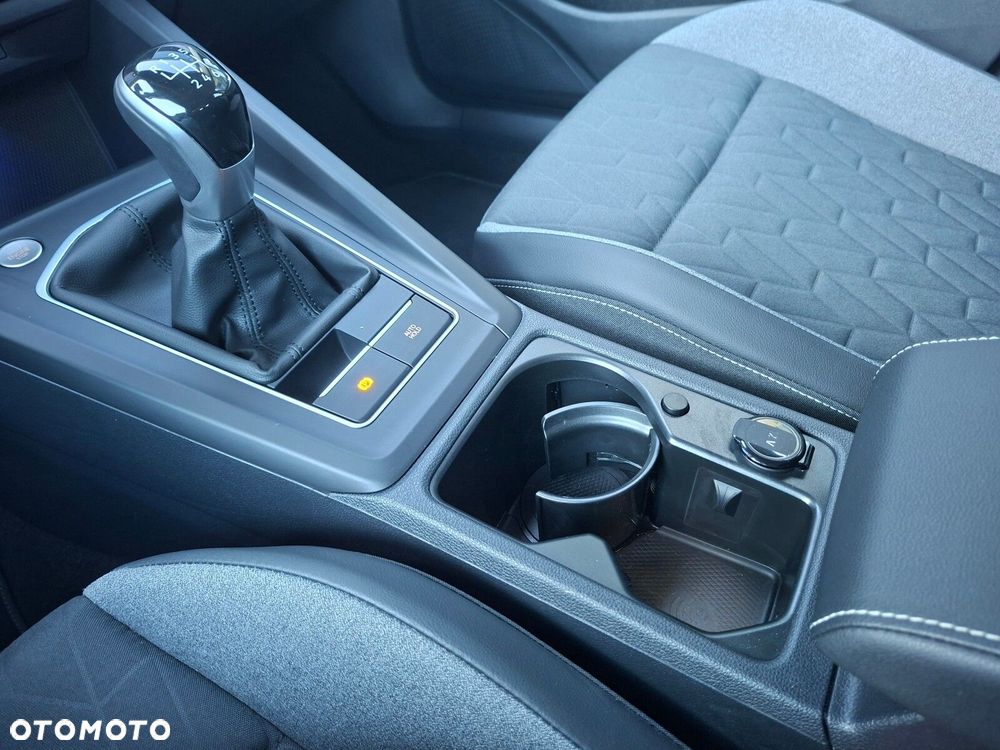 Volkswagen Golf Variant - 18