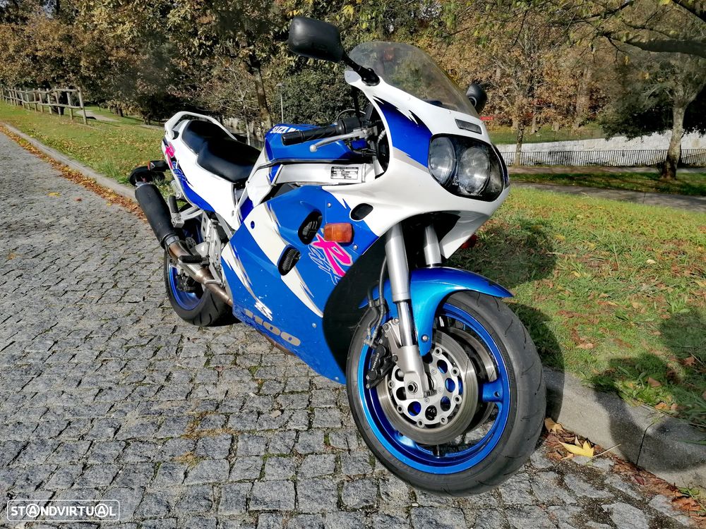 Suzuki GSX-R - 2