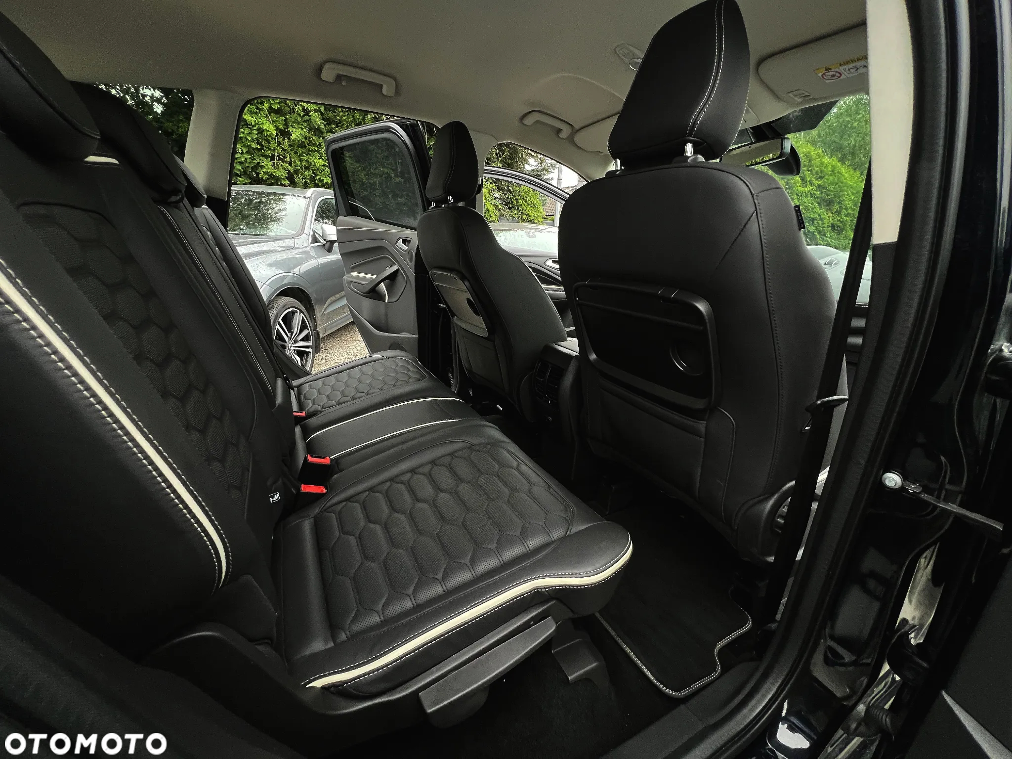 Ford Kuga 2.0 TDCi 4x4 Vignale - 32