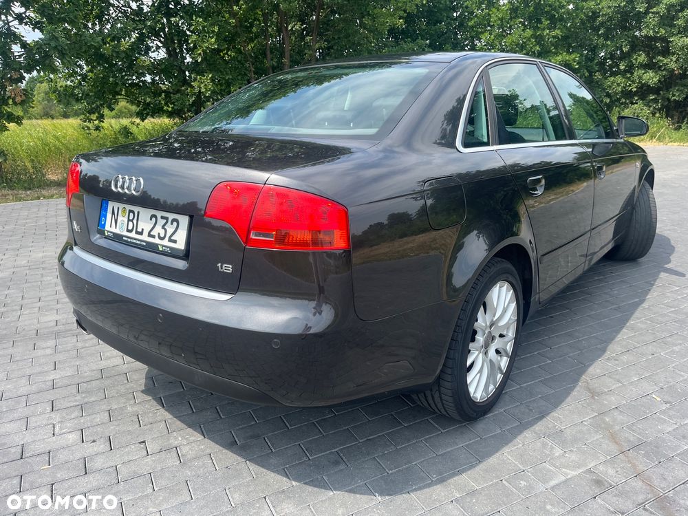 Audi A4 Limousine - 6