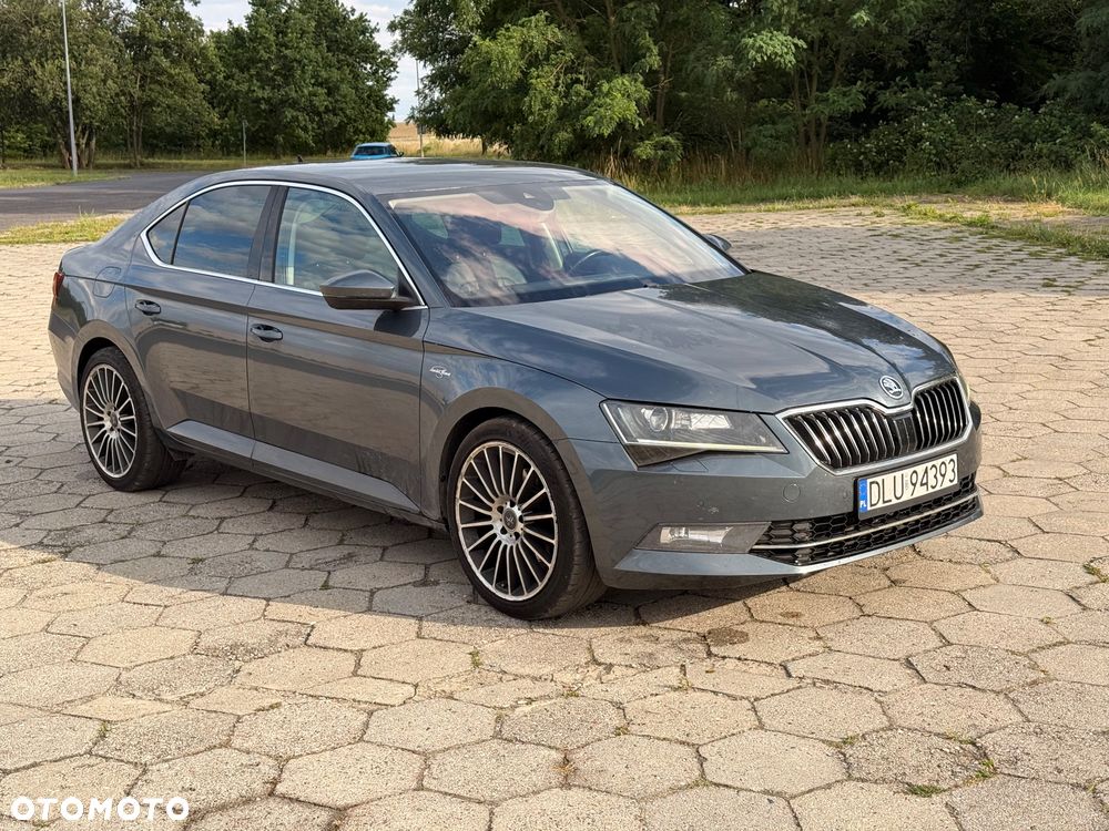 Skoda Superb 2.0 TDI 4x4 L&K DSG - 12