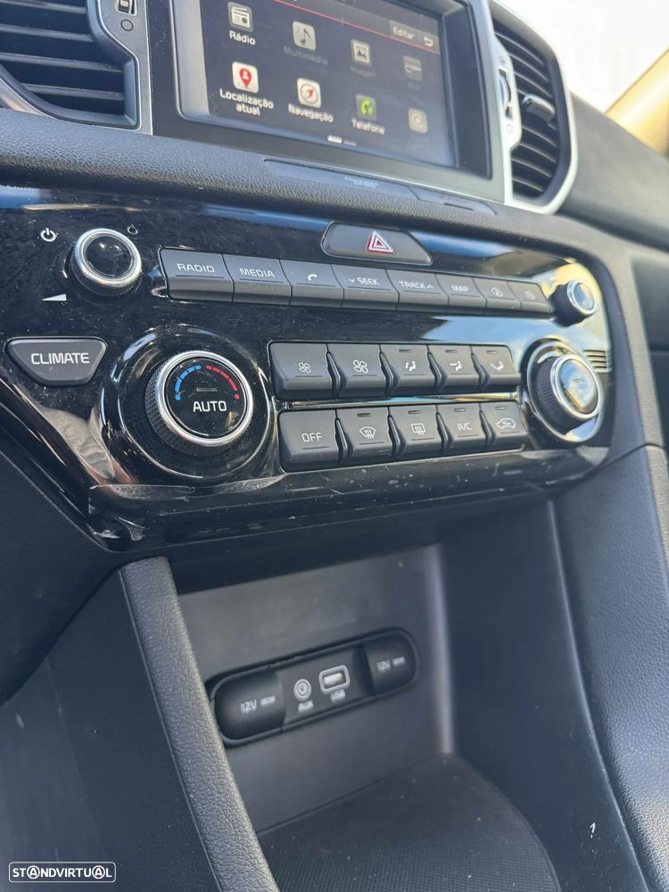 Kia Sportage 1.6 T-GDI GT Line+SRF - 24