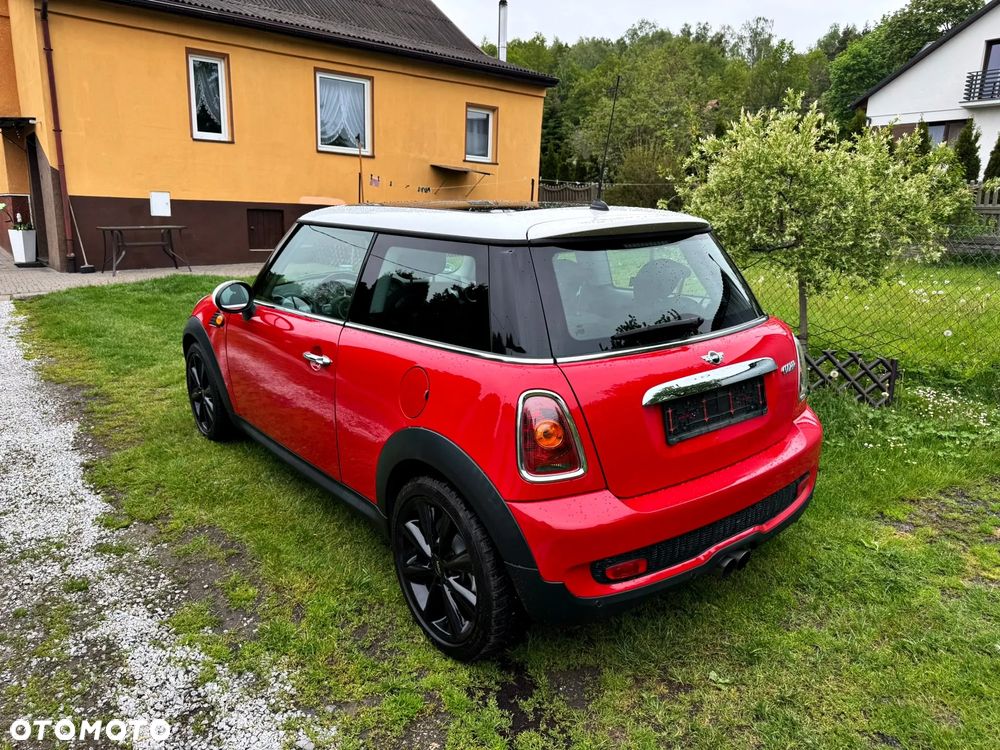 MINI ONE - 10