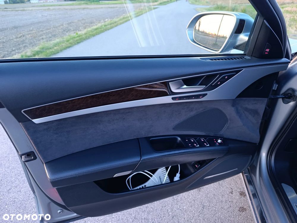 Audi A8 4.2 TDI DPF quattro tiptronic - 11