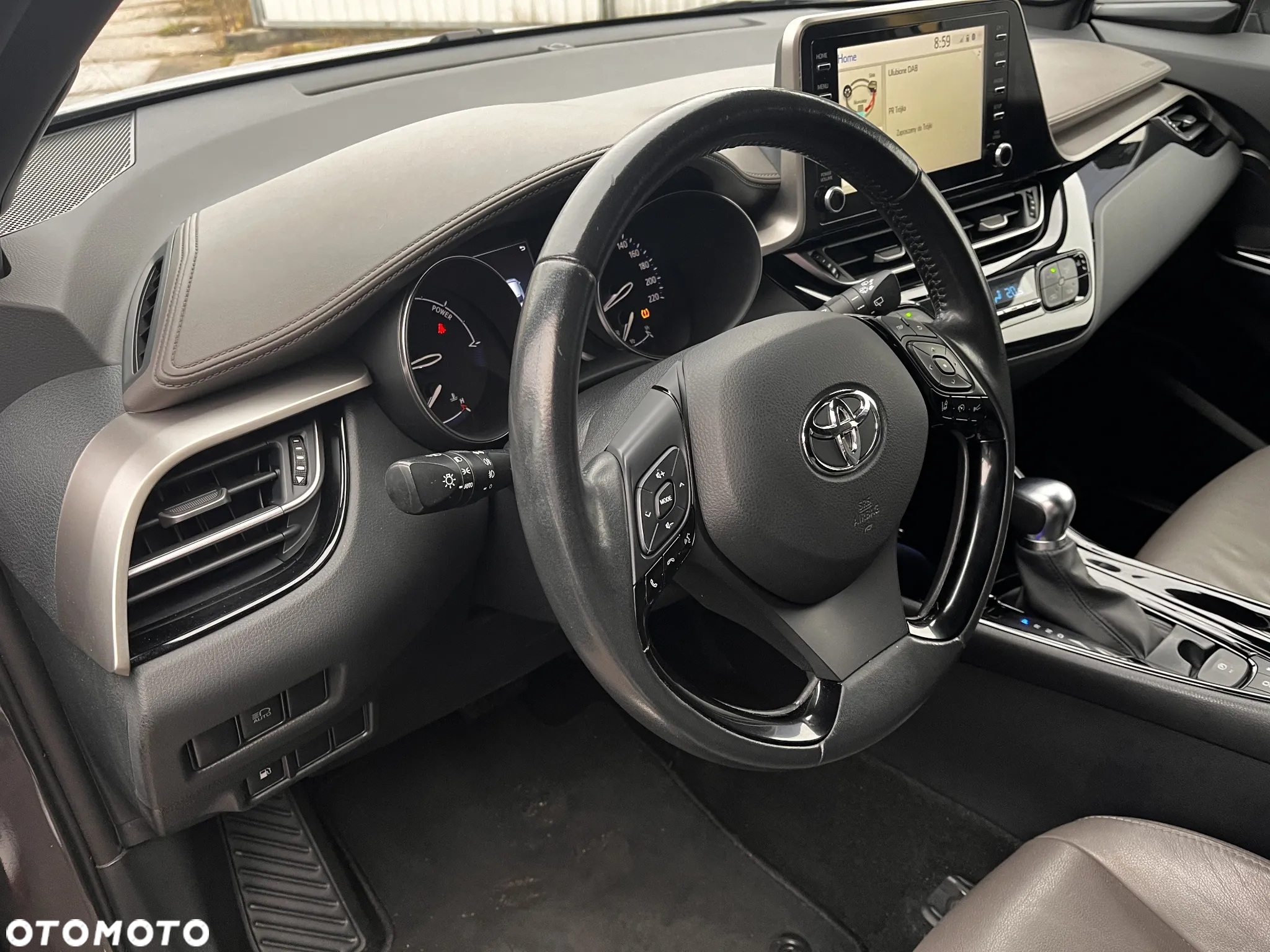 Toyota C-HR - 21