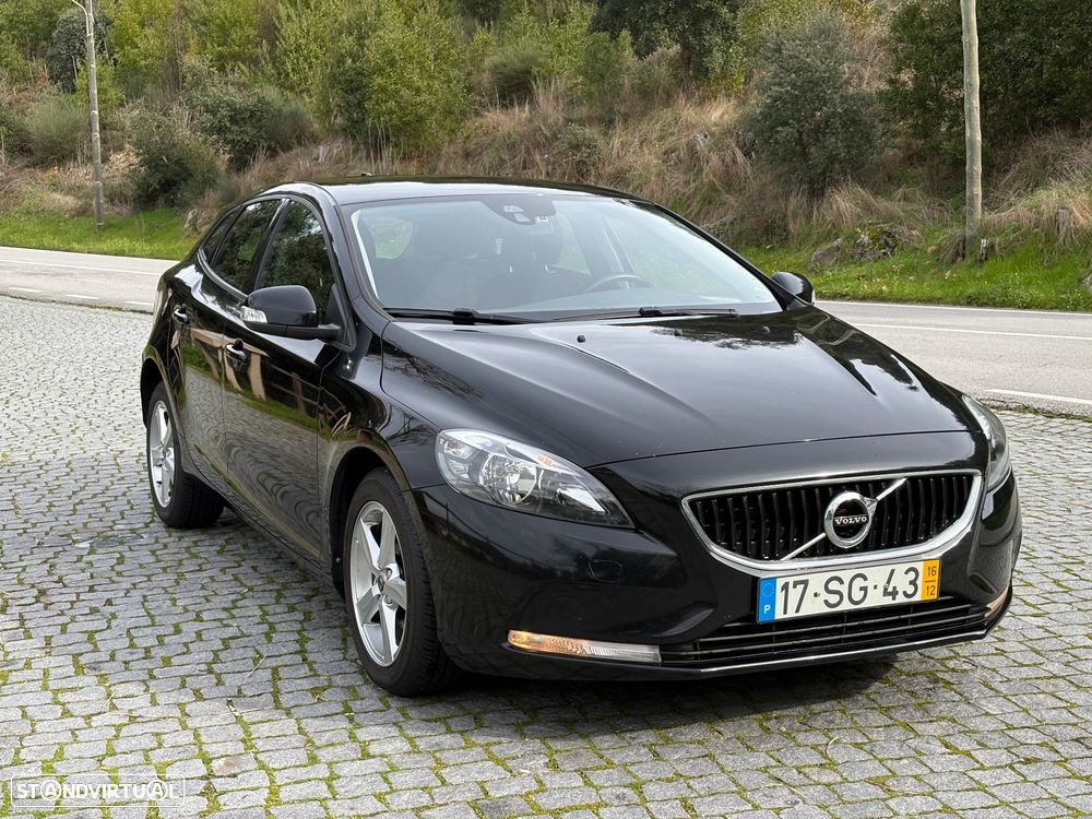 Volvo V40 2.0 D2 R-Design Momentum - 2