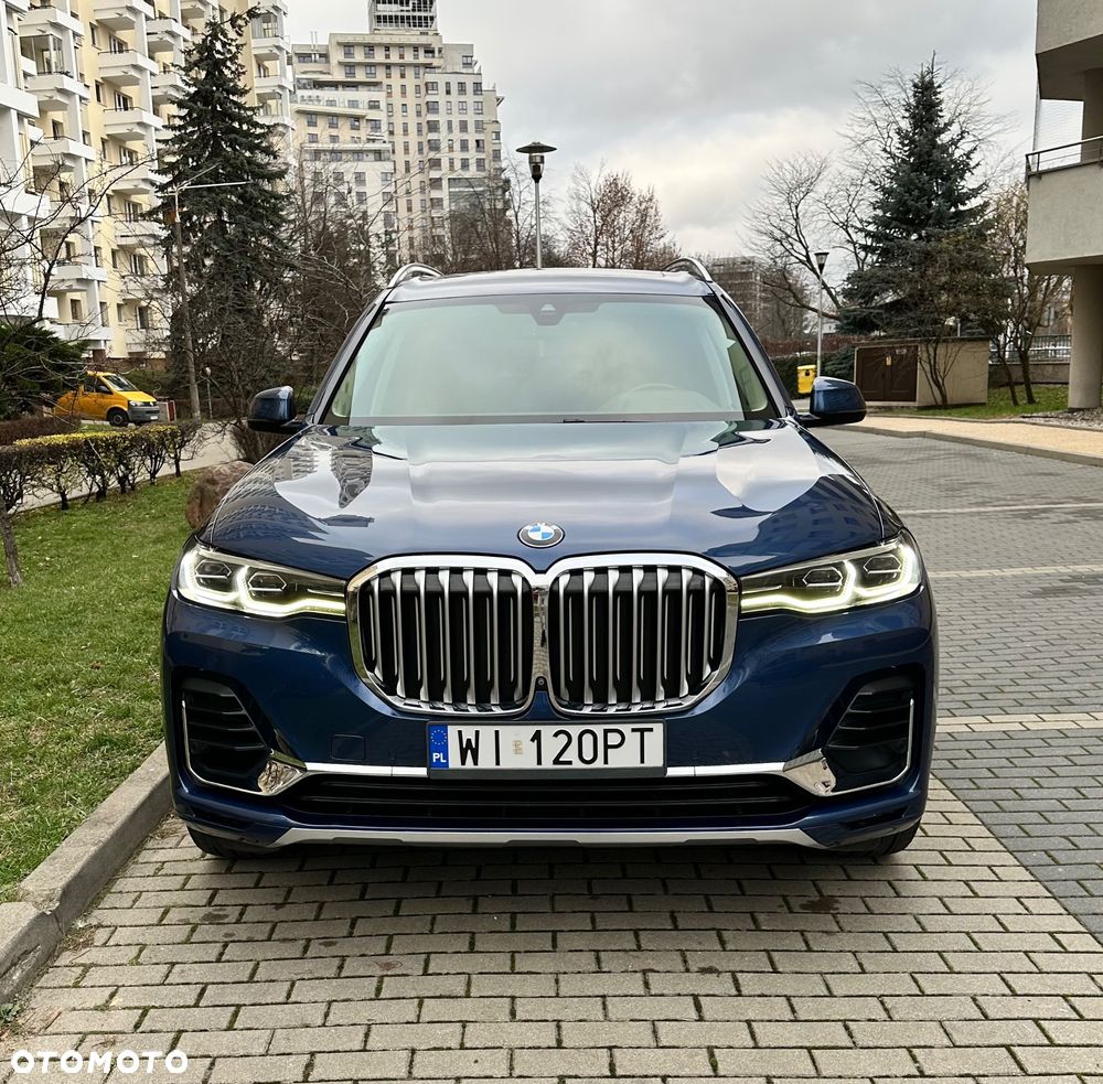 BMW X7 xDrive40i - 7