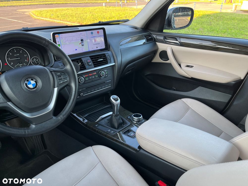 BMW X3 xDrive20d - 10