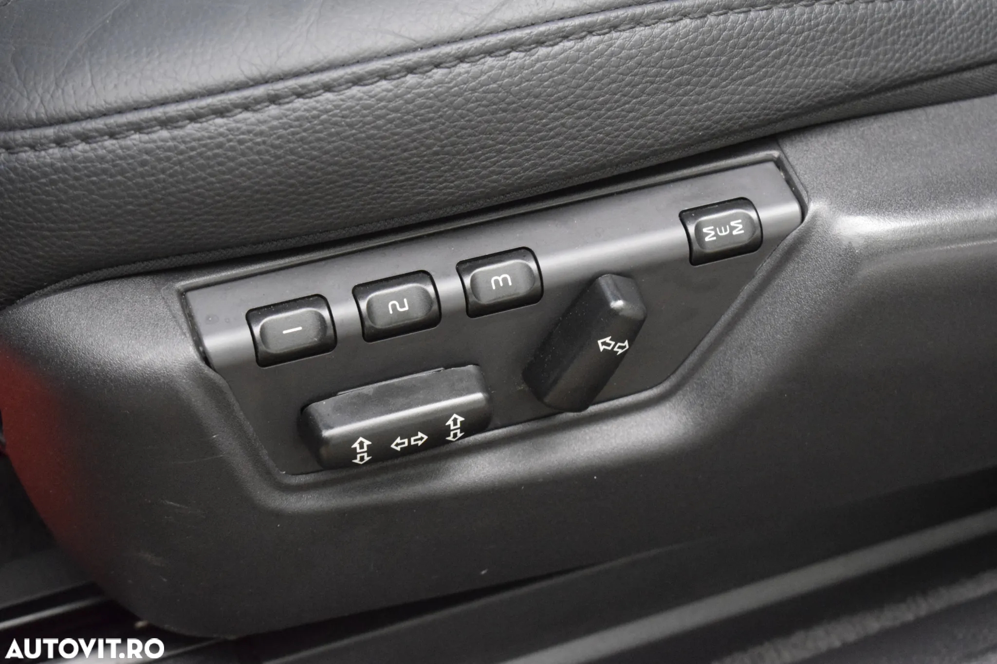 Volvo XC 90 D5 AWD Geartonic Summum - 10