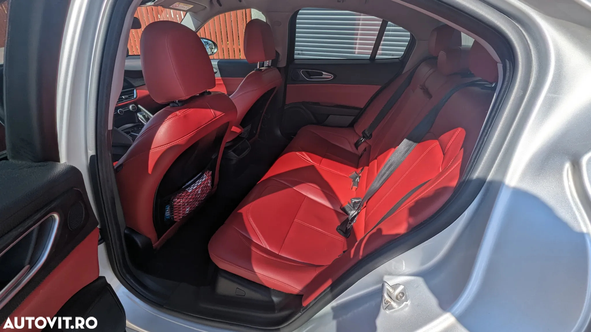 Alfa Romeo Giulia 2.0 Turbo 16V AT8 - 5