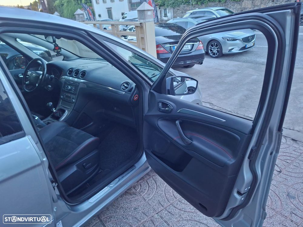 Ford S-Max 2.0 TDCi DPF Titanium - 19
