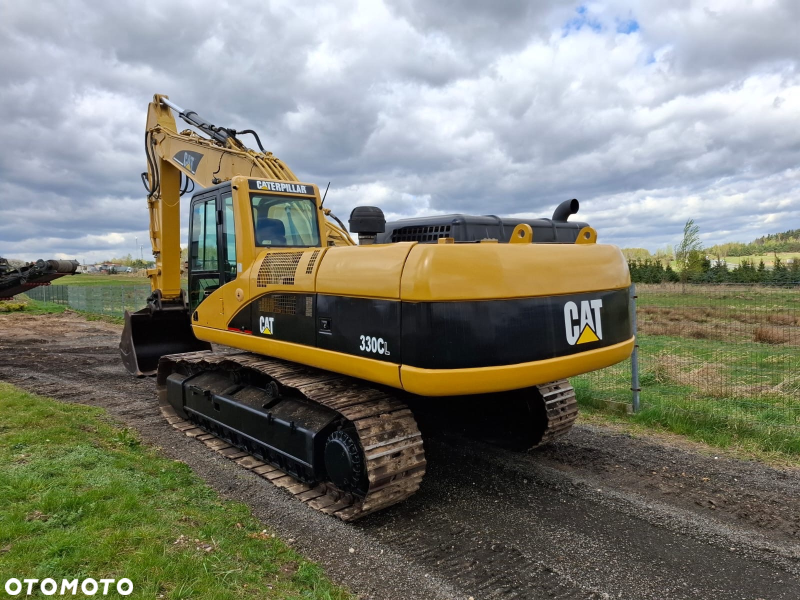 Caterpillar 330CDL - 12