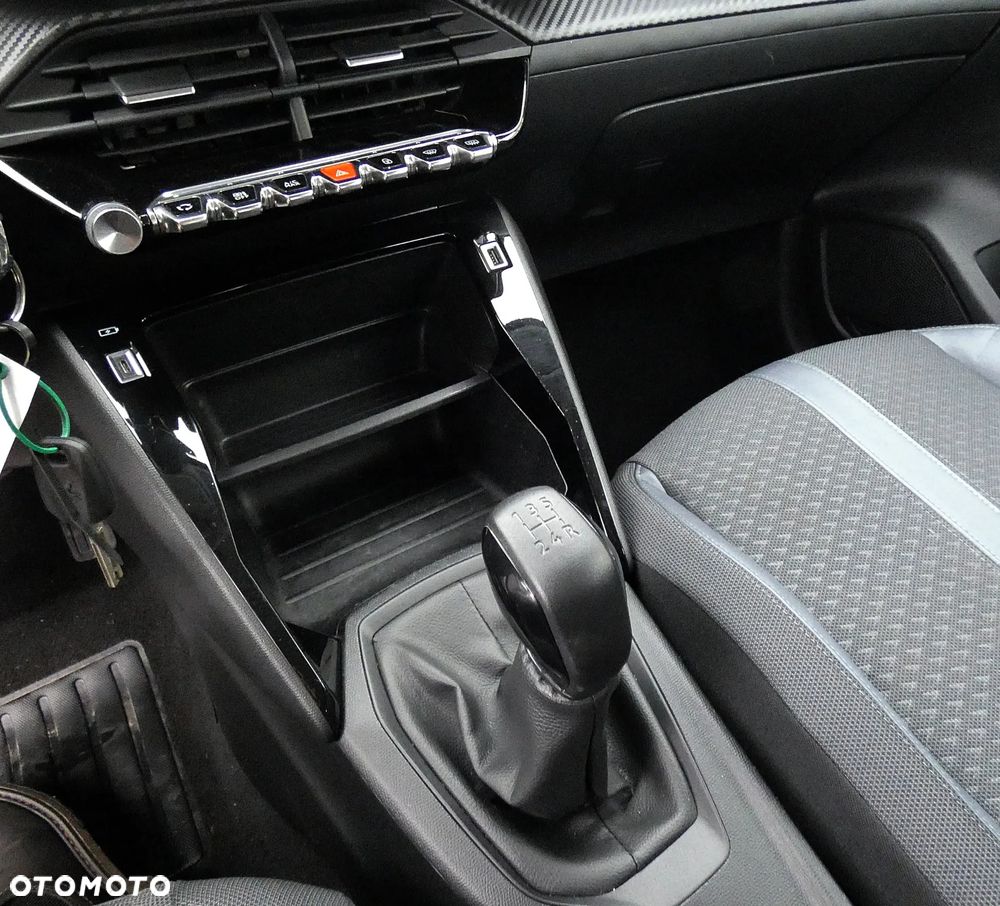 Peugeot 208 1.2 PureTech Like S&S - 28