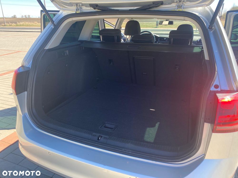 Volkswagen Golf 1.6 TDI BMT Highline - 18