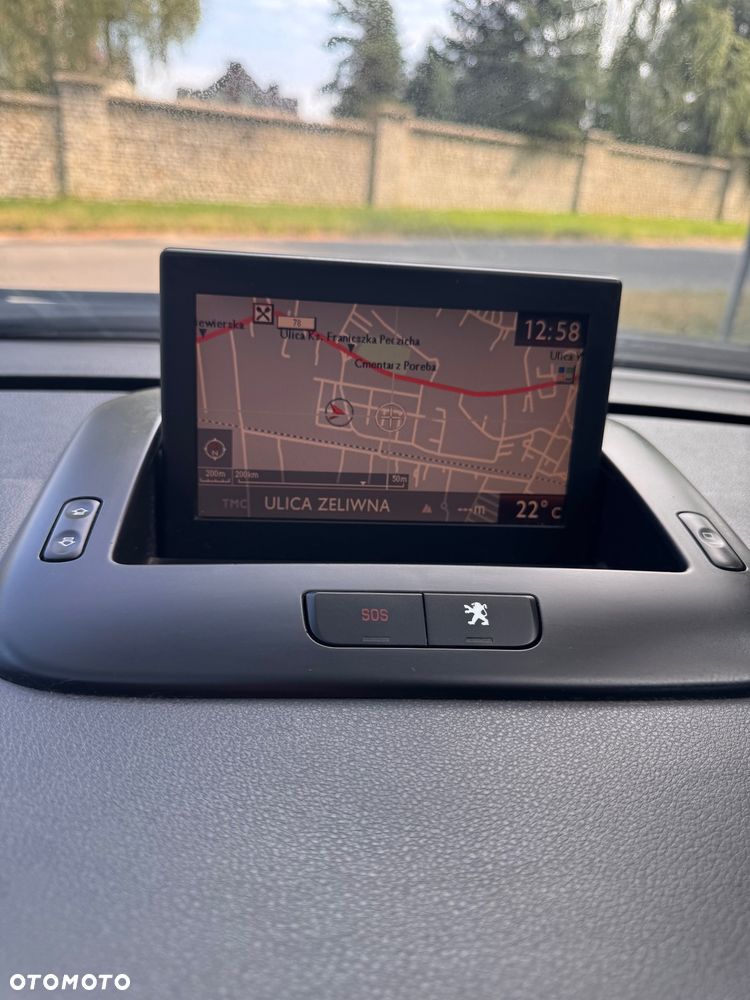 Peugeot 5008 2.0 HDi Allure 7os - 28