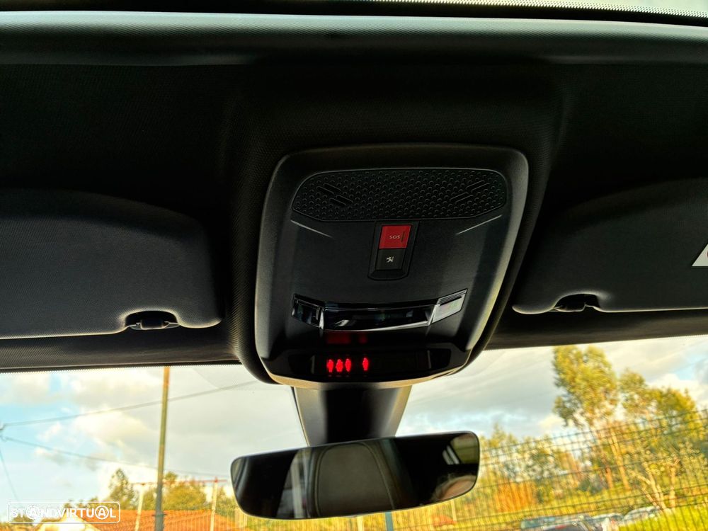Peugeot 208 - 30