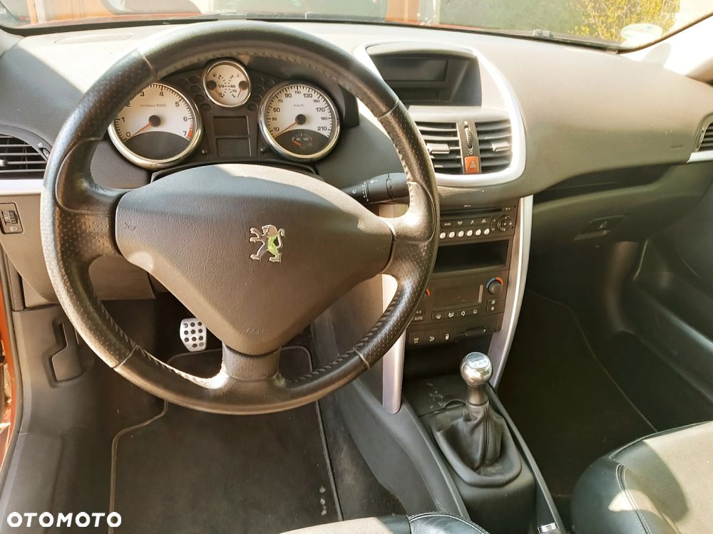 Peugeot 207 CC 150 THP Platinum - 18