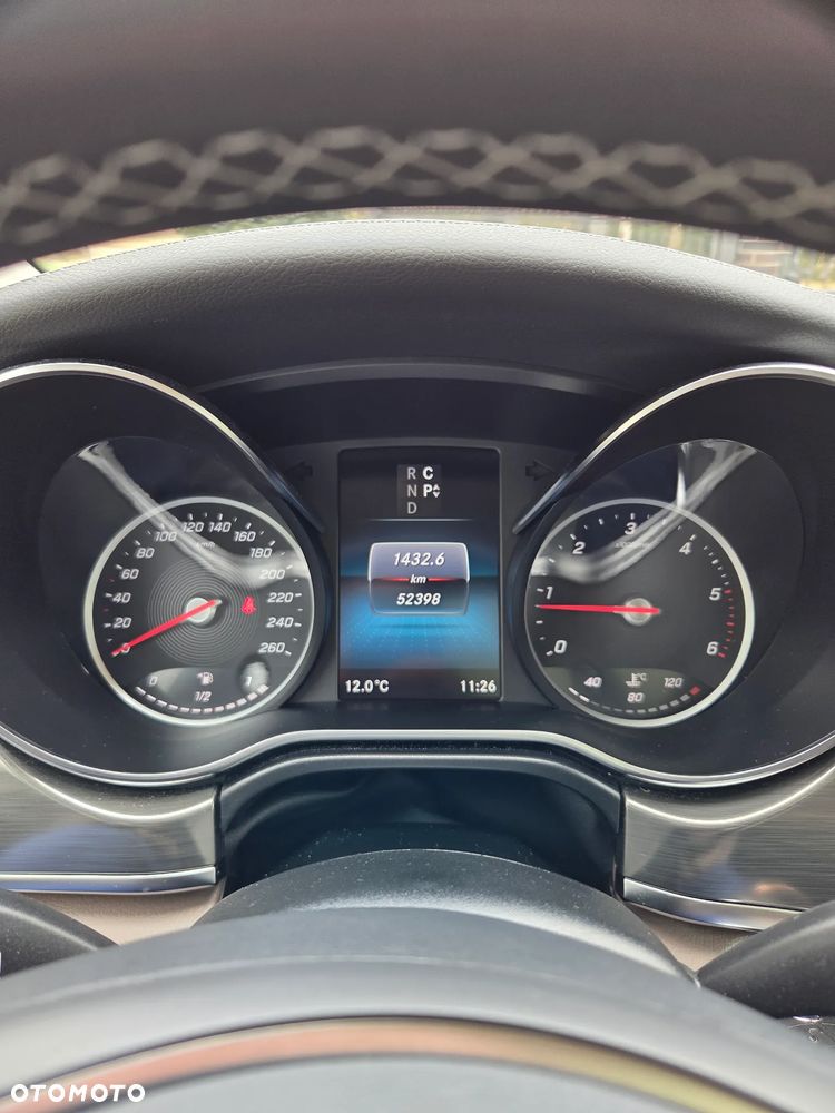 Mercedes-Benz Klasa V 300 d 4-Matic Exclusive 9G-Tronic (d³ugi) - 13