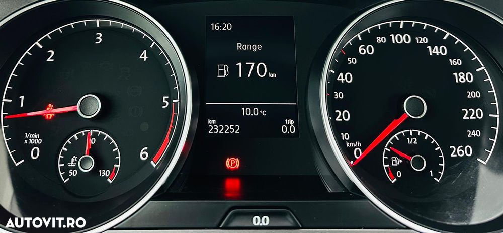 Volkswagen Golf 1.6 TDI DPF BlueMotion - 30