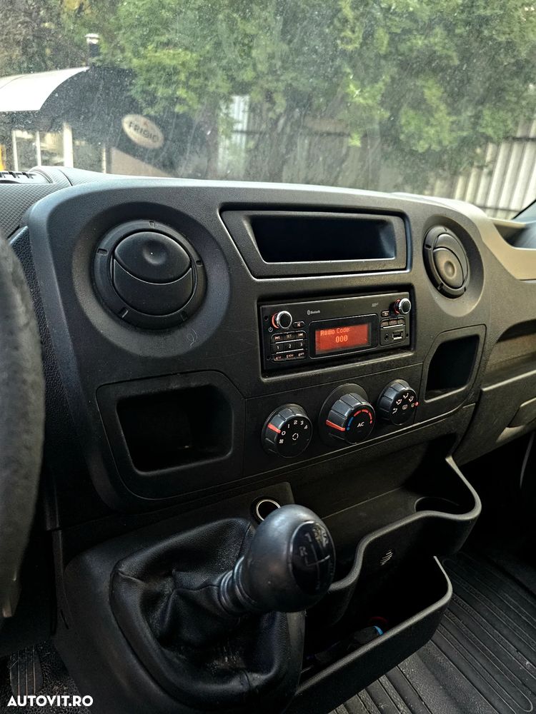 Renault Master - 24