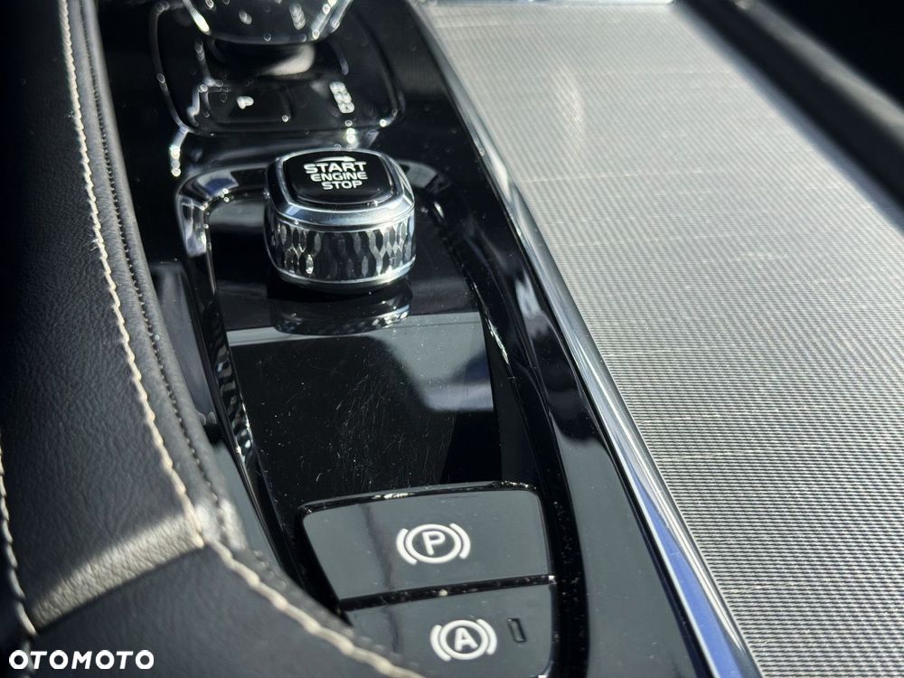 Volvo XC 90 - 19