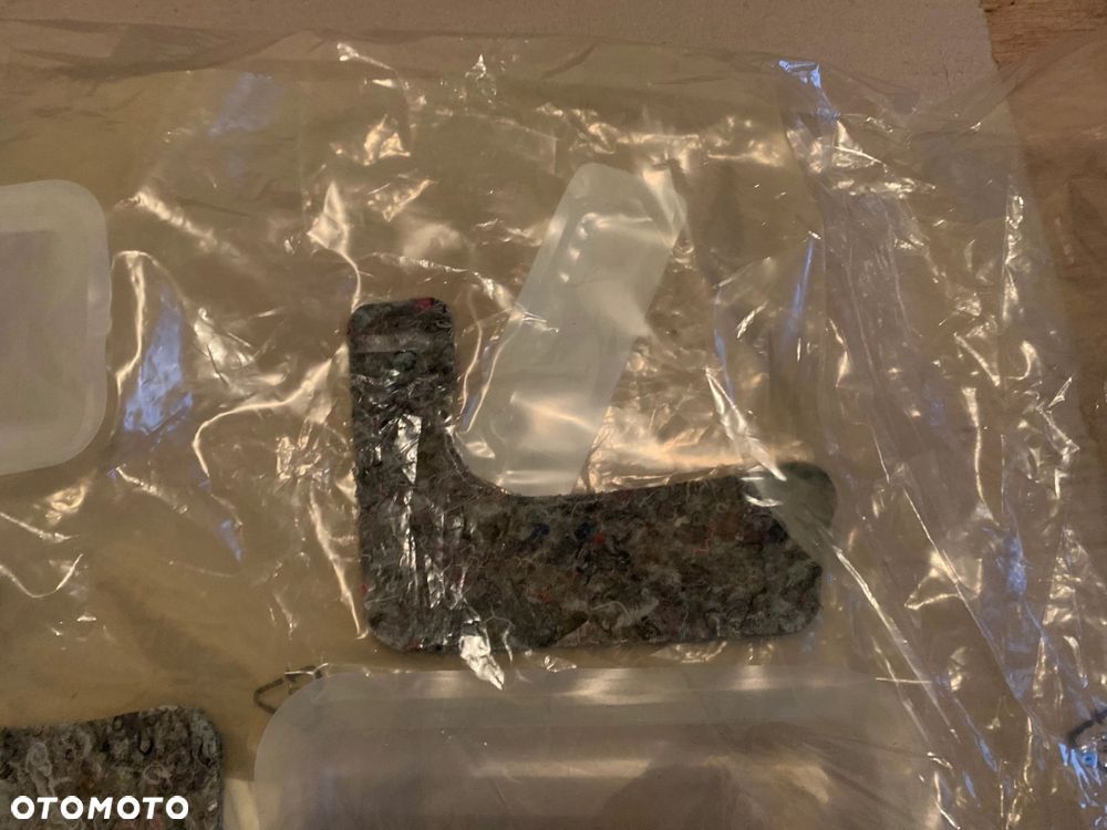 WYGŁUSZENIE DRZWI PRAWY PRZÓD TOYOTA YARIS III 67831-0D340 - 5