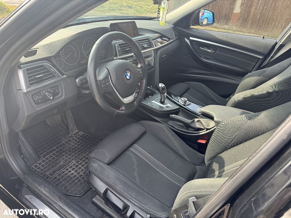 BMW Seria 3 320d Touring Aut. Sport Line - 26