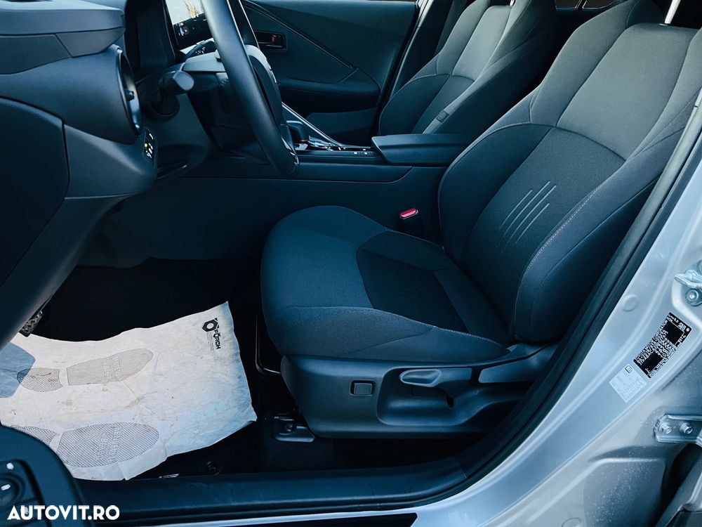 Toyota C-HR 2.0 PHEV 223 CP 4x2 CVT Dynamic - 9