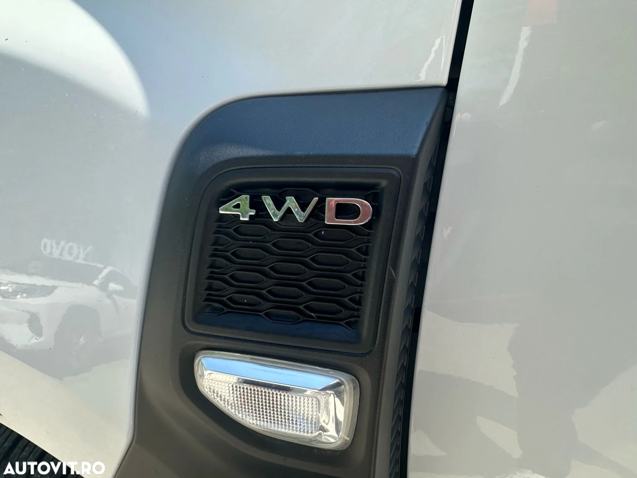 Dacia Duster 1.5 Blue dCi 4WD Comfort - 9