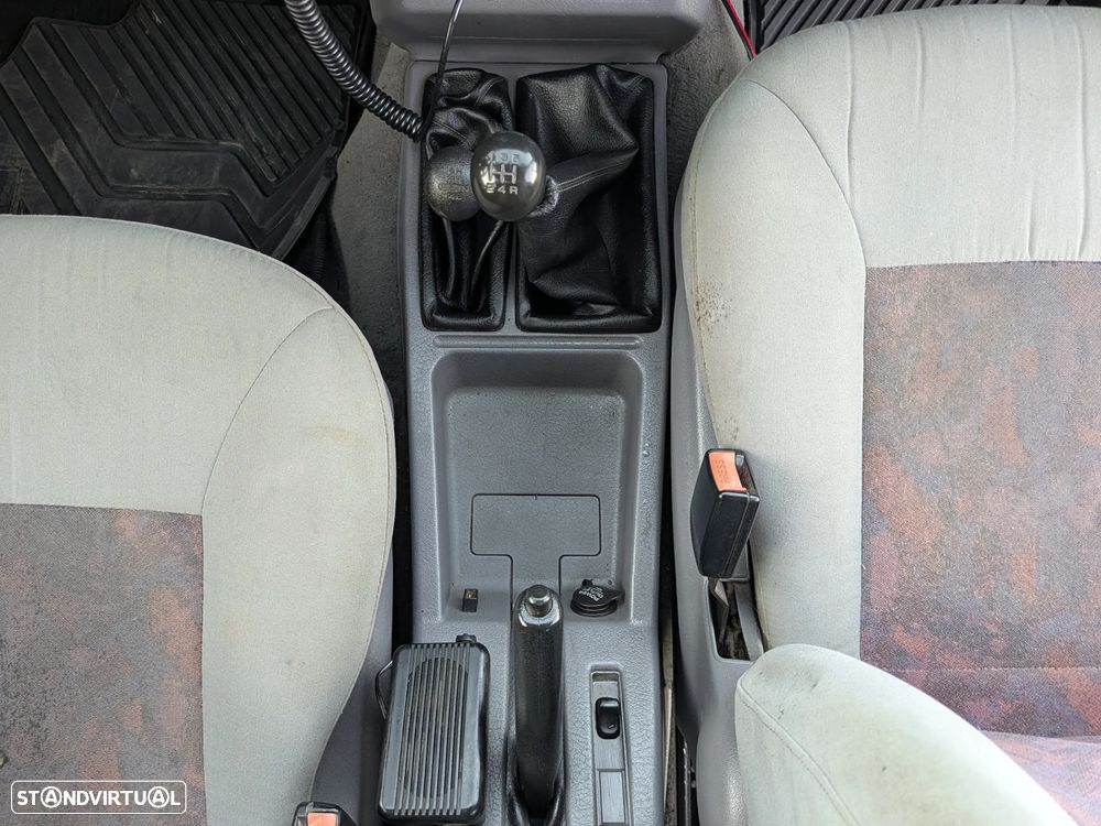 Nissan Terrano II 2.7 TDi SR AC - 12