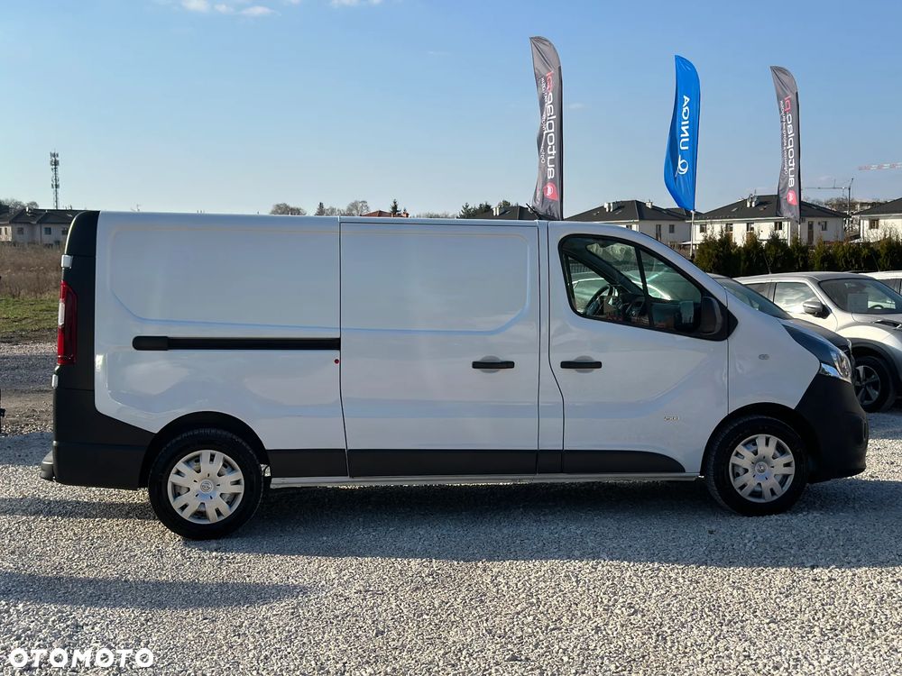 Opel Vivaro - 12
