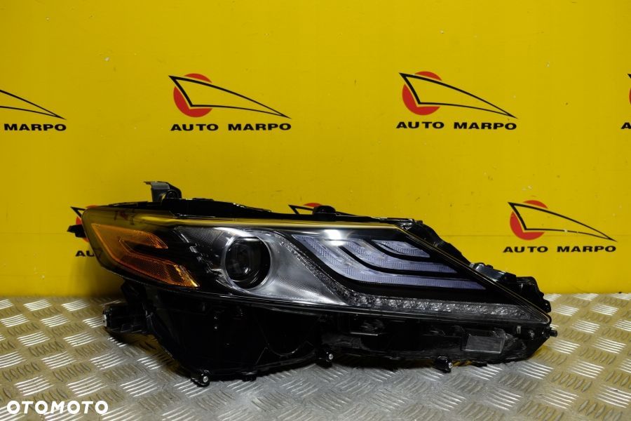 TOYOTA CAMRY 2018- REFLEKTOR LAMPA FULL LED CIEMNA PRAWA USA - 2