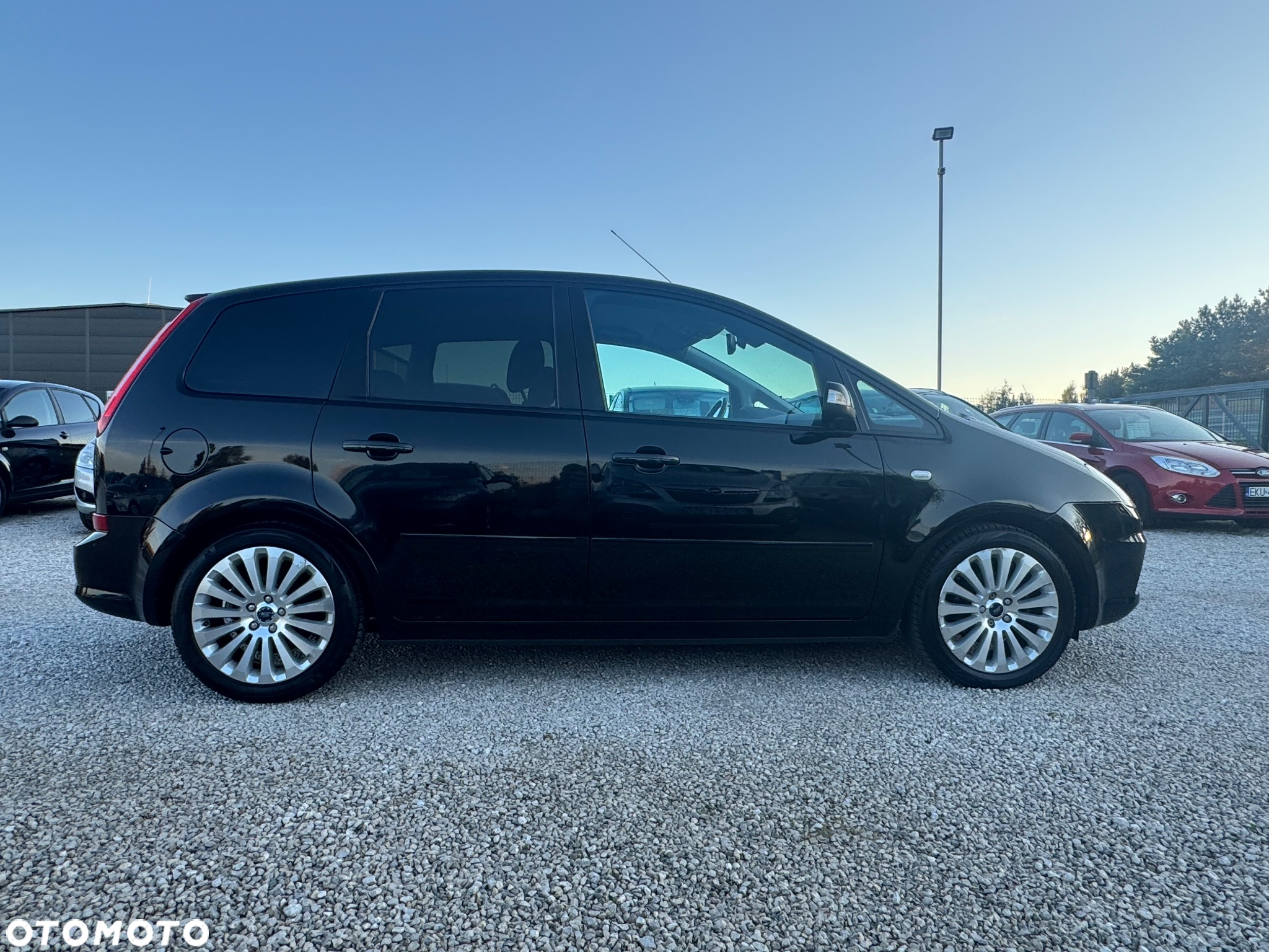Ford C-MAX 1.8 Ghia - 12