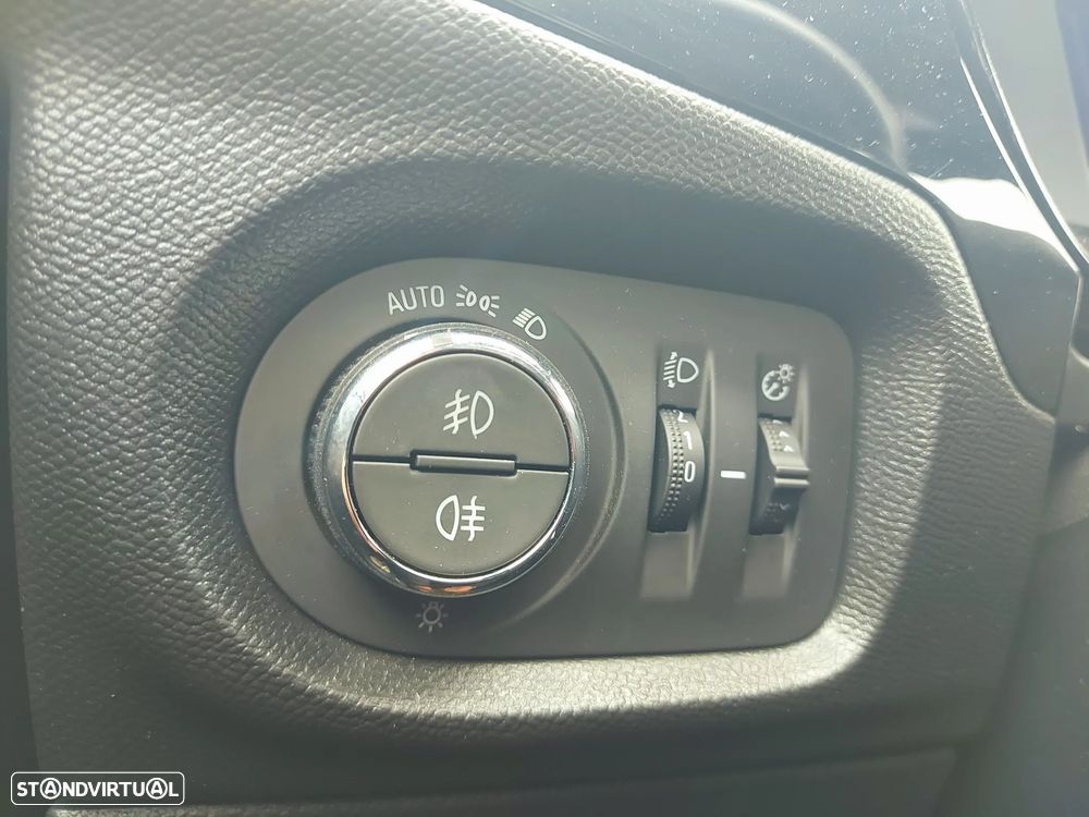 Opel Corsa 1.2 T GS - 27