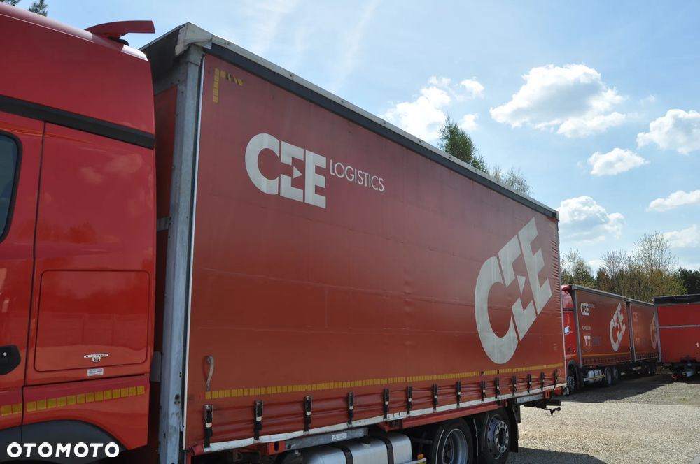 Mercedes-Benz Zabudowa BDF 7,82 Firana - 7