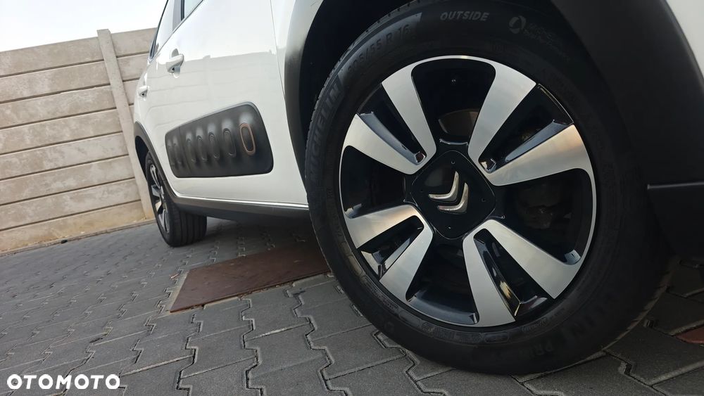 Citroën C3 1.2 PureTech Origins - 16