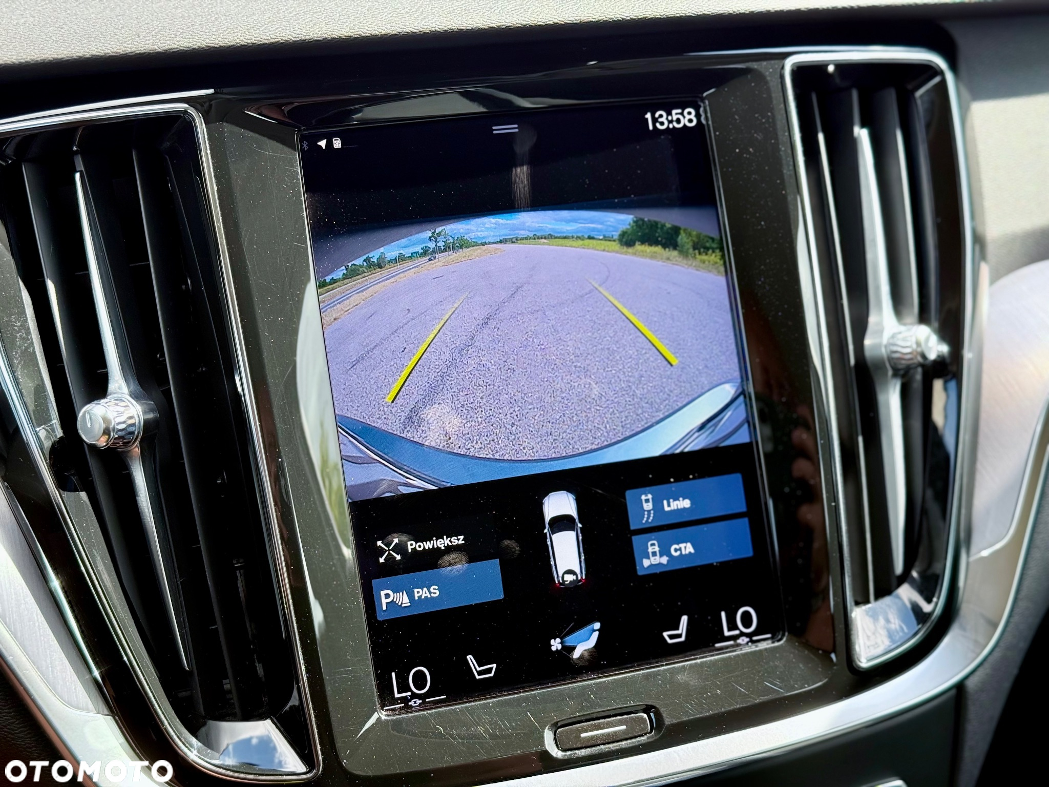 Volvo V60 B4 D Geartronic Momentum - 25