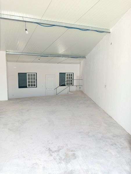 Armazém, garagem ou oficina - Grande imagem: 2/8