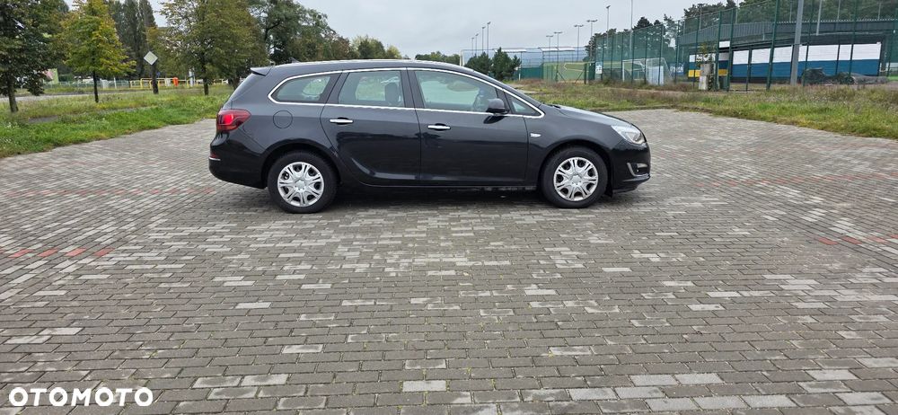 Opel Astra 1.4 Turbo Sports Tourer Innovation - 4