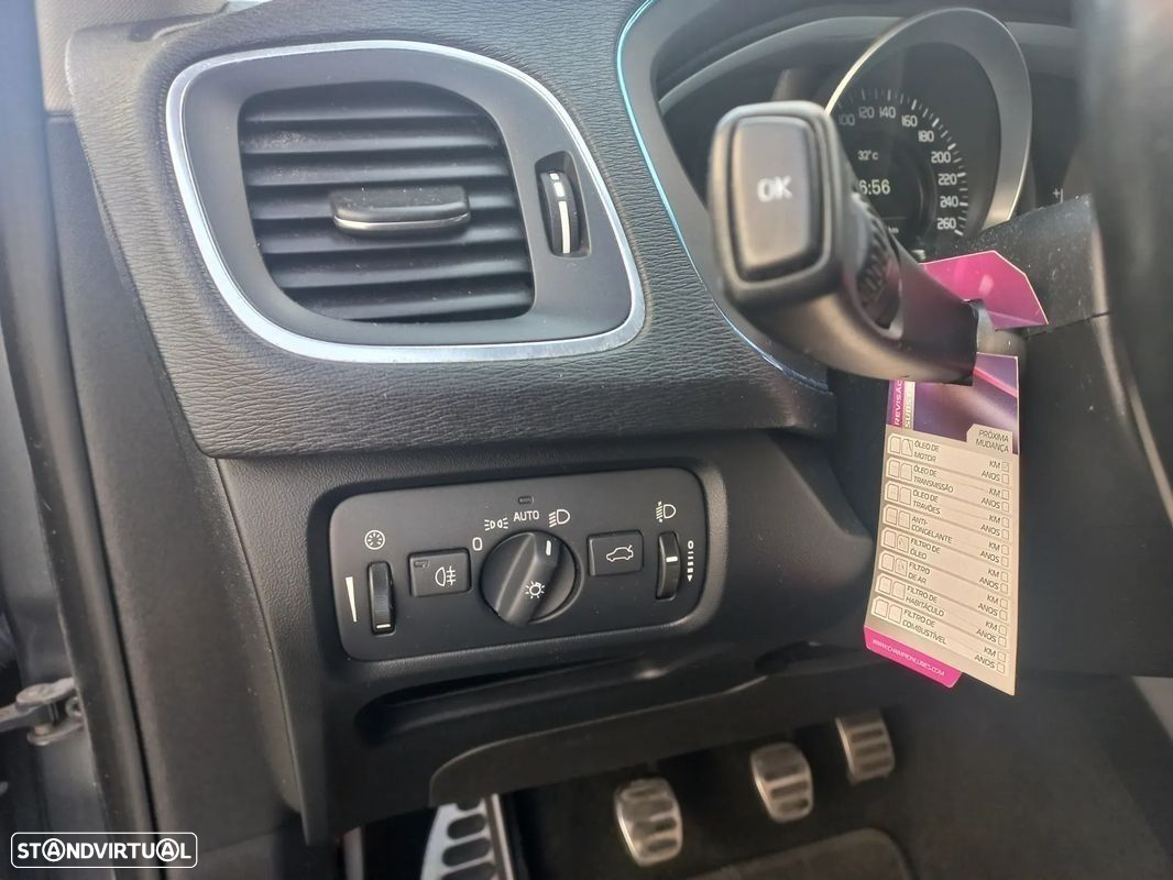 Volvo V40 1.6 D2 Eco Kinetic - 21